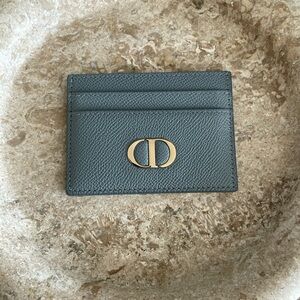 Dior 30 Montaigne 5 slot card holder